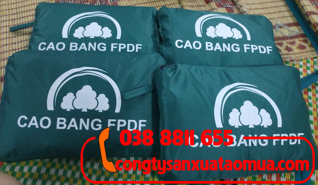 Sản xuất áo mưa quà tặng quỹ phát triển rừng tại tỉnh cao bằng